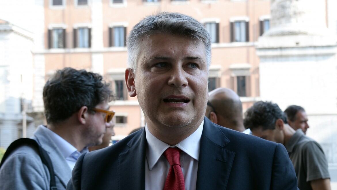 Il "sindaco No Tap" raggirato dalle bugie degli amici grillini