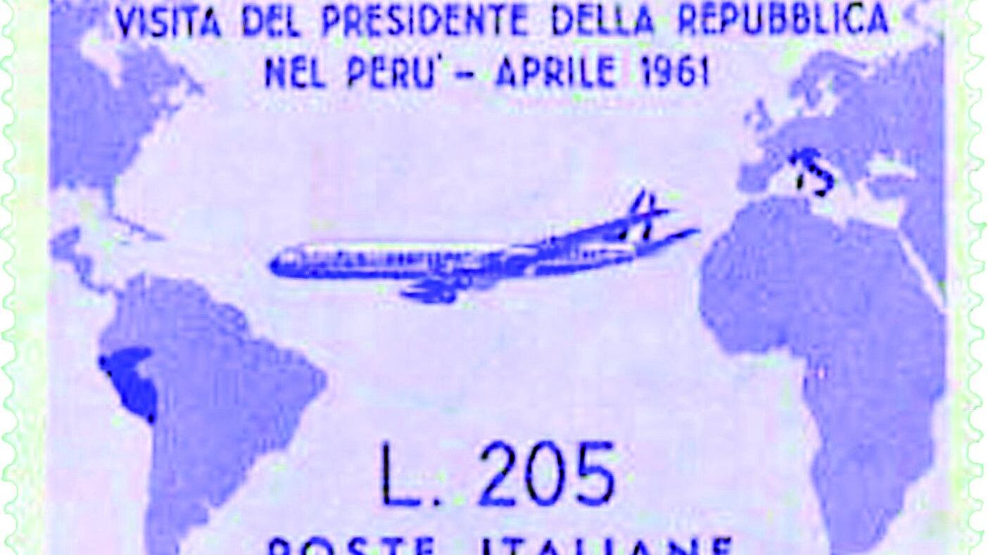 Sopravvissuti all'email e boicottati dai tabaccai È caccia ai francobolli