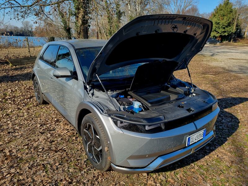 Hyundai Ioniq 5 2023: guarda le foto 13