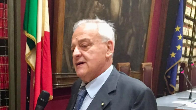 Il santo patrono delle poltrone che non divenne mai deputato