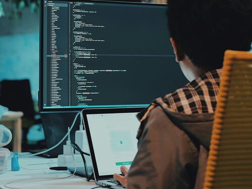 Furto identità digitale: ecco come difendersi ed evitare brutte sorprese