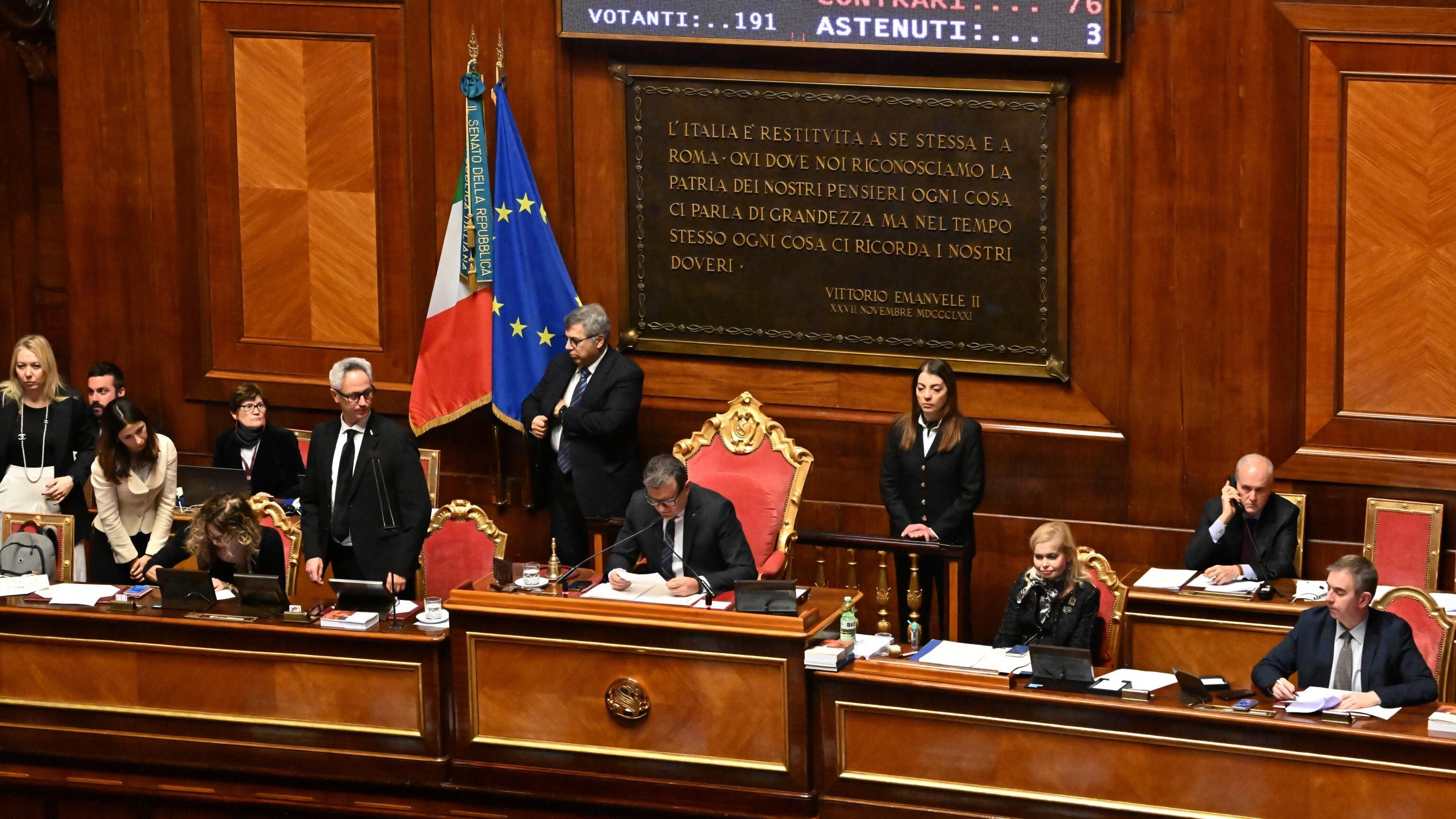Primo sì alla Manovra. Ora palla alla Camera