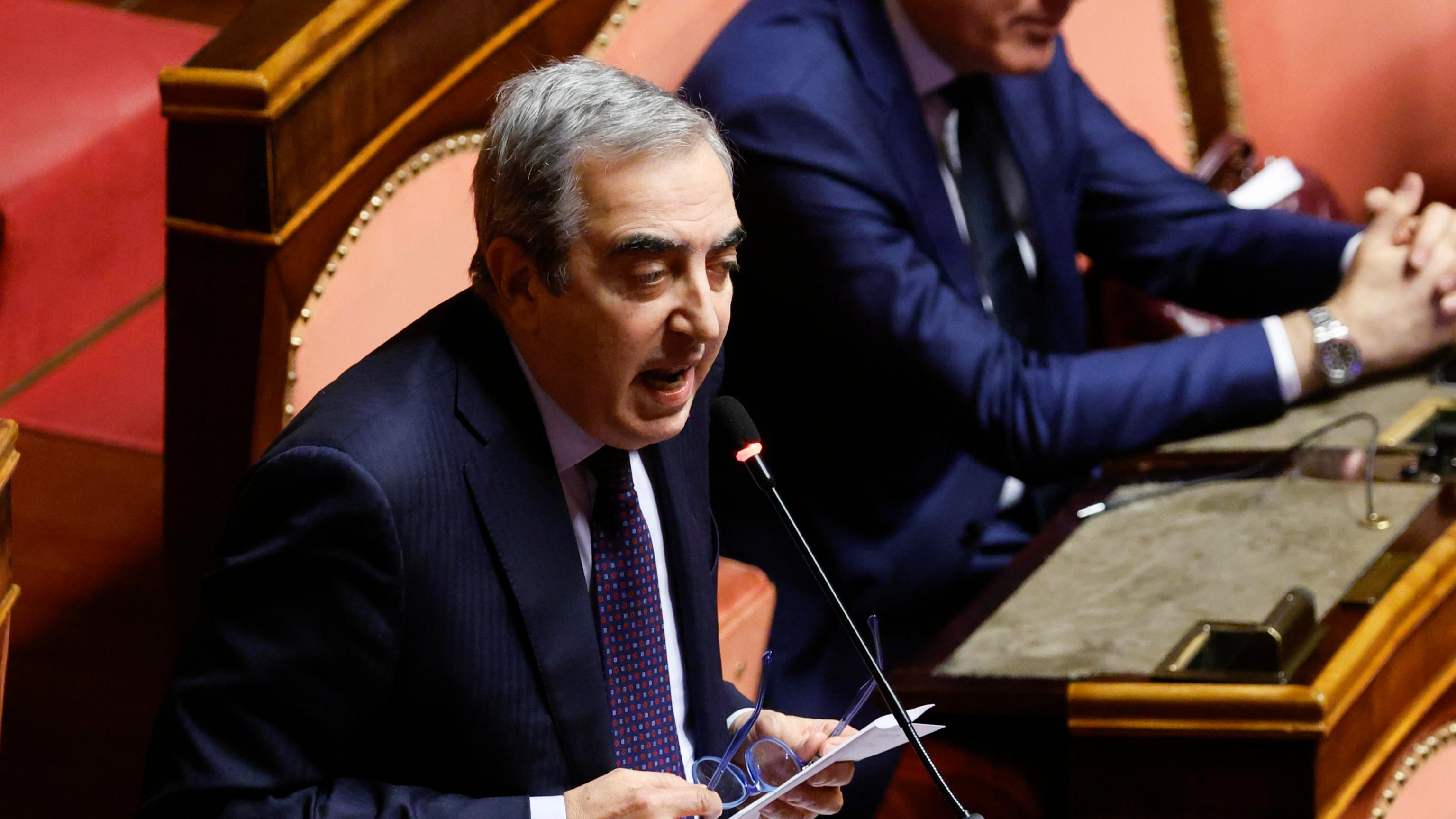 Retribuzioni e previdenza, il piano del centrodestra per le forze dell’ordine: “Priorità assoluta”