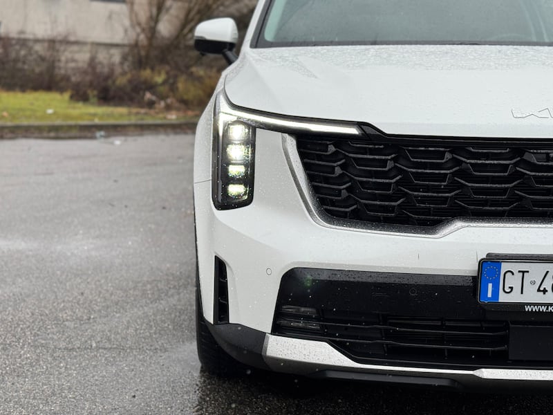 KIA Sorento HEV 2025: guarda la gallery del SUV 7 posti ibrido full 5