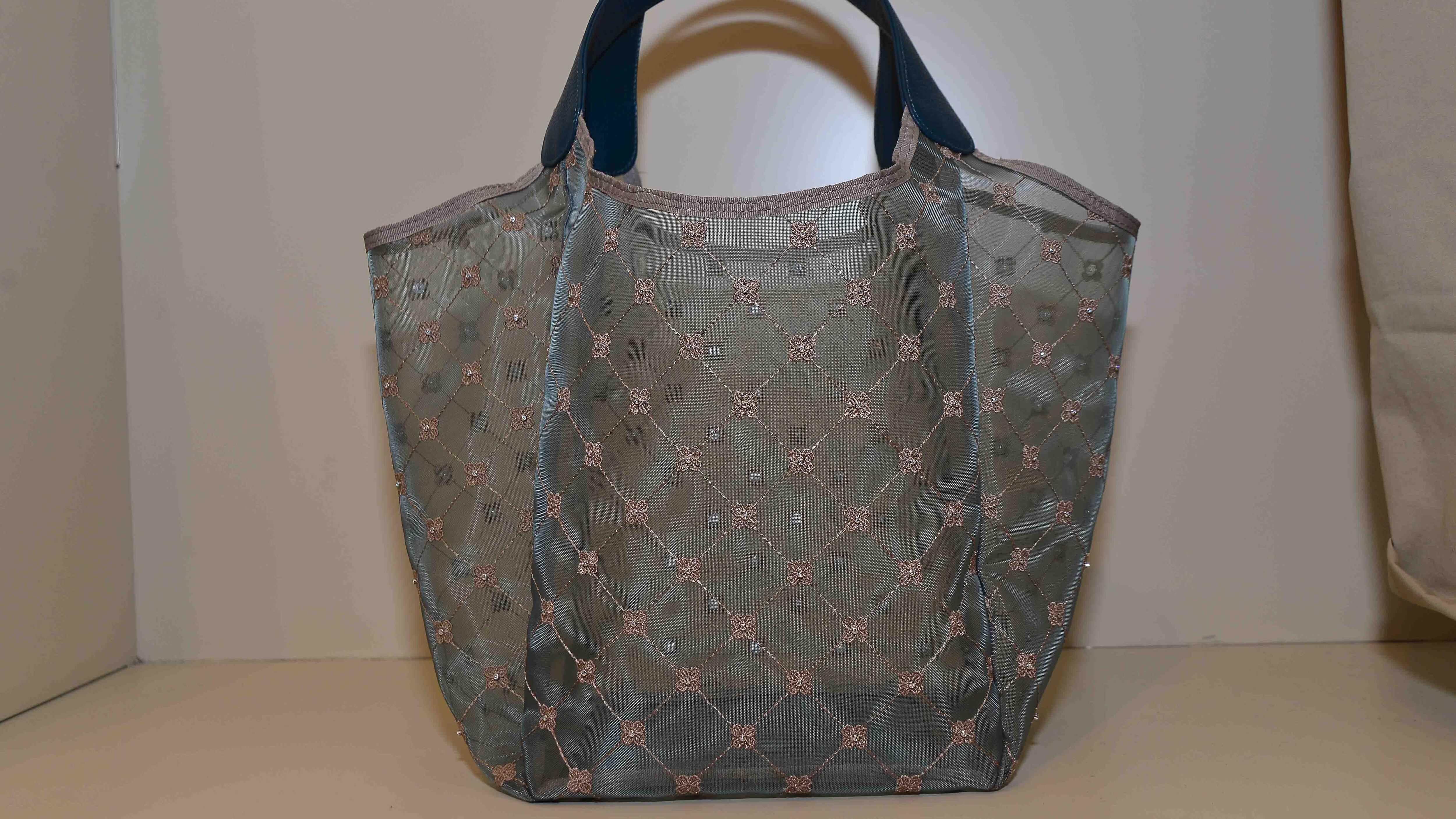 Borsa in tulle, must per tutte E la sceicca monta 230 diamanti