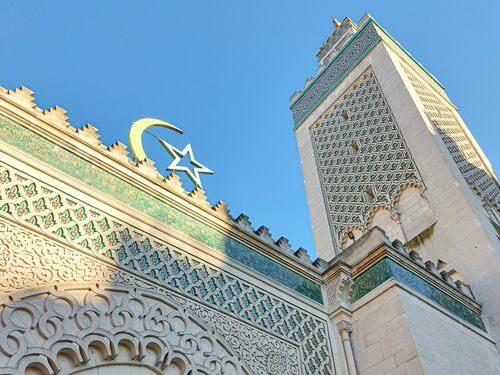 Nasce l'Internazionale delle moschee. E già tace
