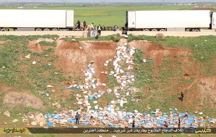 L'Isis brucia il pollo destinato ai profughi: "È macellato negli Usa" 4