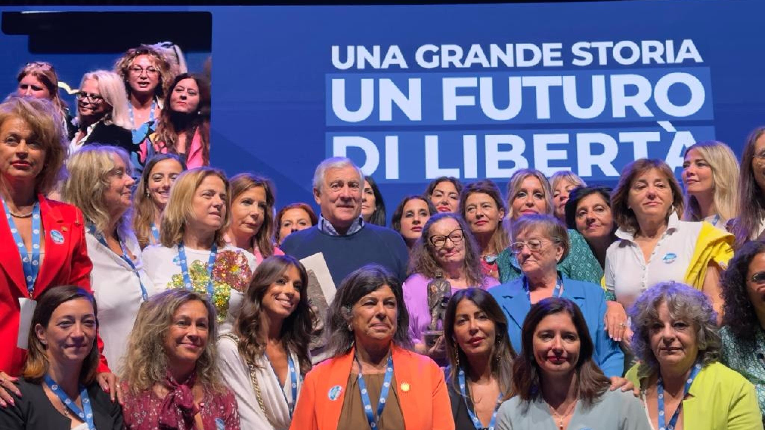 Tajani detta le priorità. "Governo tecnico? Non esiste, dureremo"