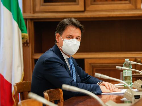 "Così Conte ignorò gli allarmi di militari e 007"