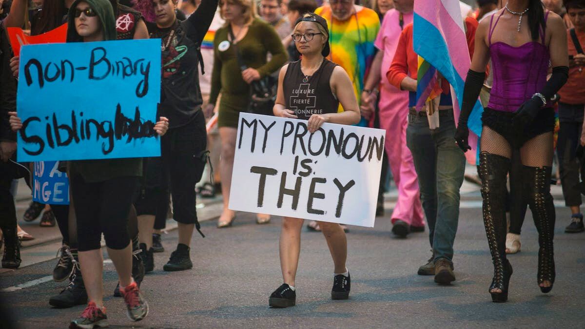 "I trans non sono donne": bufera sulla studentessa in Scozia
