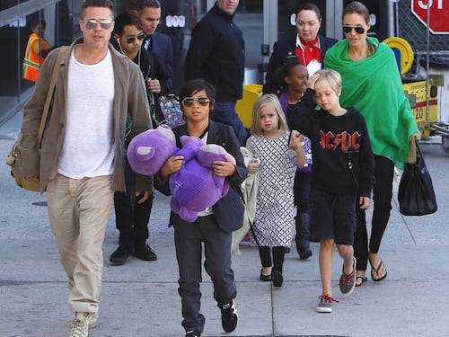 "Alcuni stalker hanno minacciato la famiglia della Jolie e Pitt"