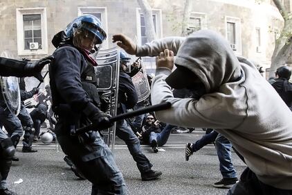 Scontri e cariche a Roma 7