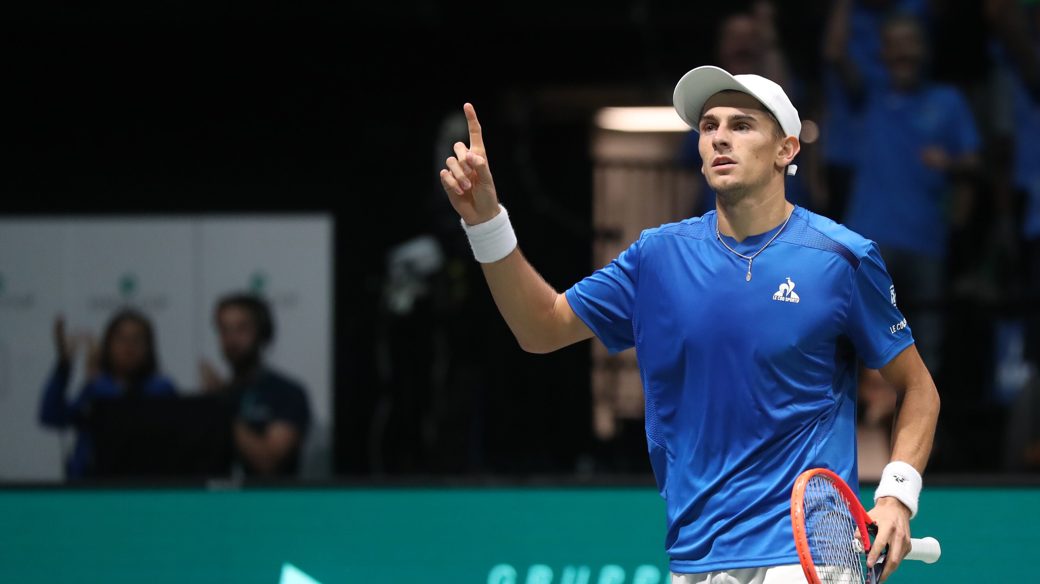 Coppa Davis, vince anche Arnaldi: Italia-Brasile 2-0, Monteiro battuto in tre set