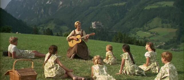 Julie Andrews, la filmografia in foto 18