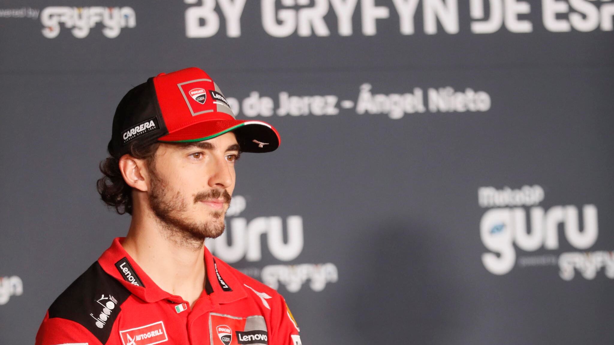Bagnaia ascolta Vale e nel mini Gp si accontenta