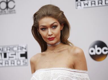 Gigi Hadid, lato b e trasparenze 1
