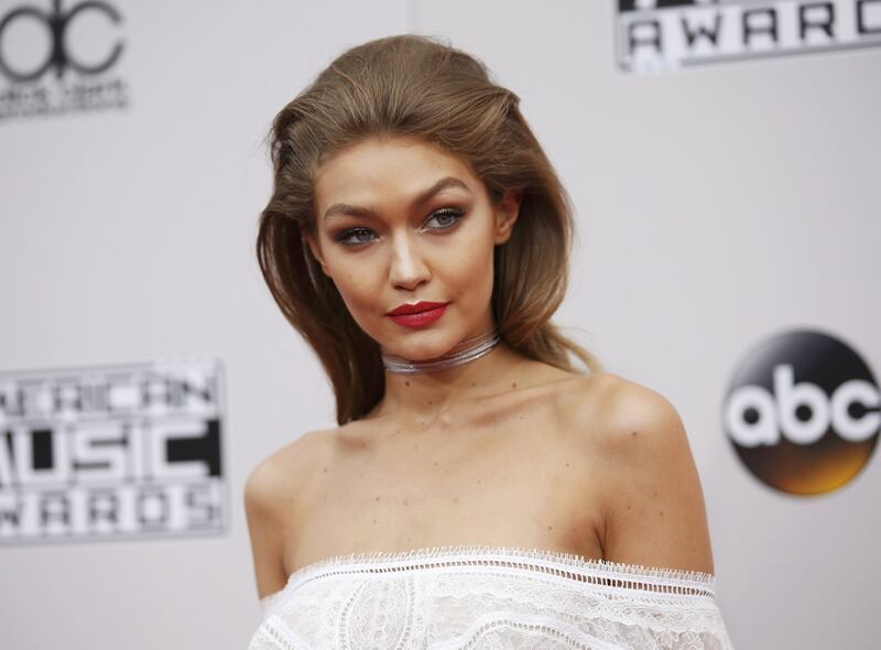 Gigi Hadid, lato b e trasparenze 1