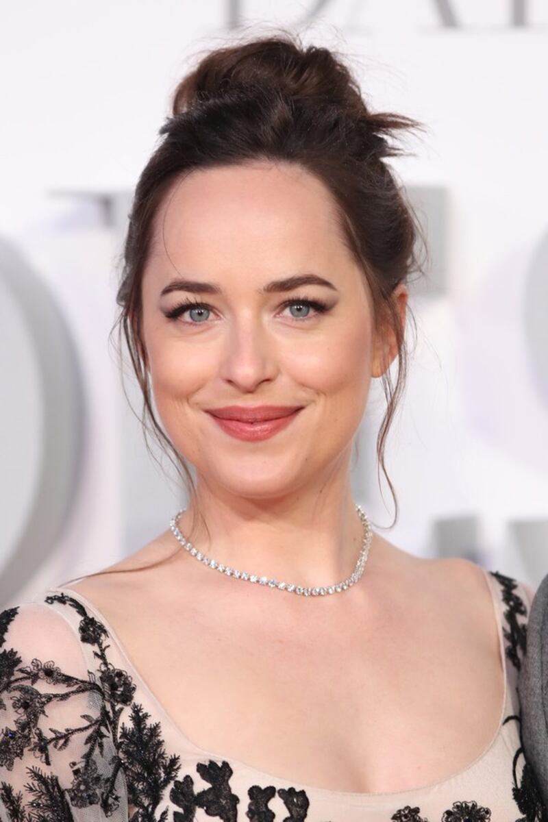 Dakota Johnson, la sexy protagonista di 50 Sfumature 24