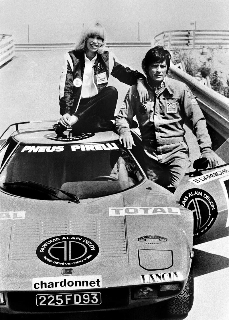 Stratos