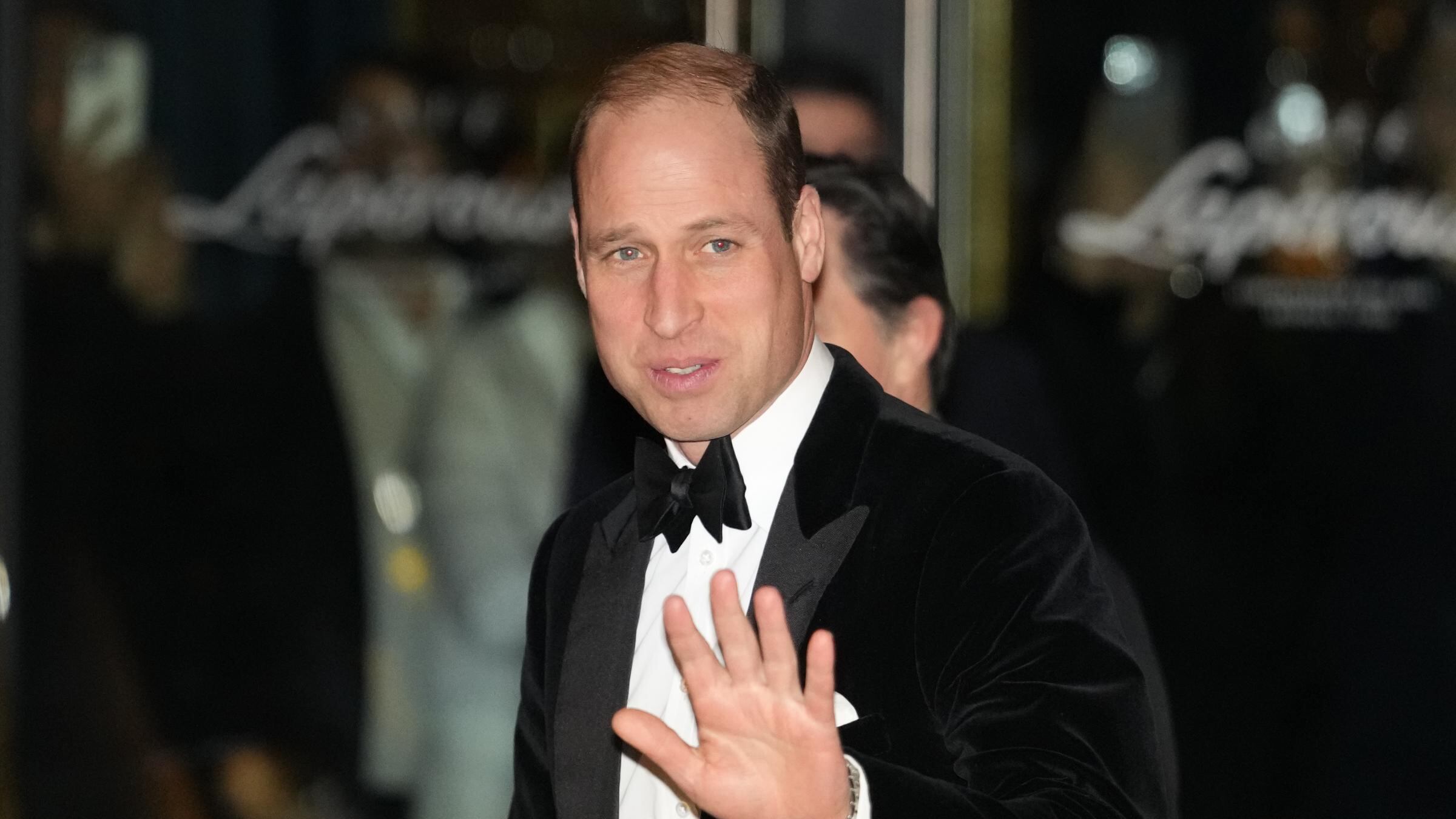 "Altro per la testa". Le scuse del principe William ai Bafta