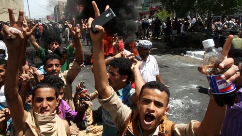 Scontri a Taiz tra manifestanti e ribelli 7