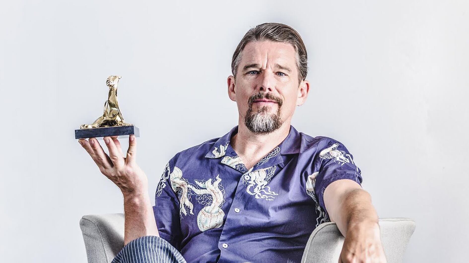 L'antidivo Ethan Hawke: "Il mio cantante triste perde l'attimo fuggente"