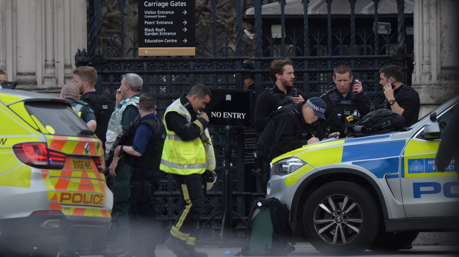 Londra, testimoni: "Così è stato ucciso l'aggressore"