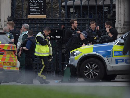 Londra, testimoni: "Così è stato ucciso l'aggressore"