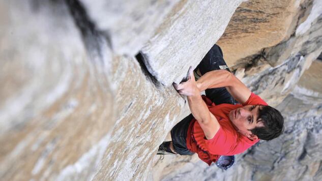 A mani nude per 900 metri: l’arrampicata più difficile della storia