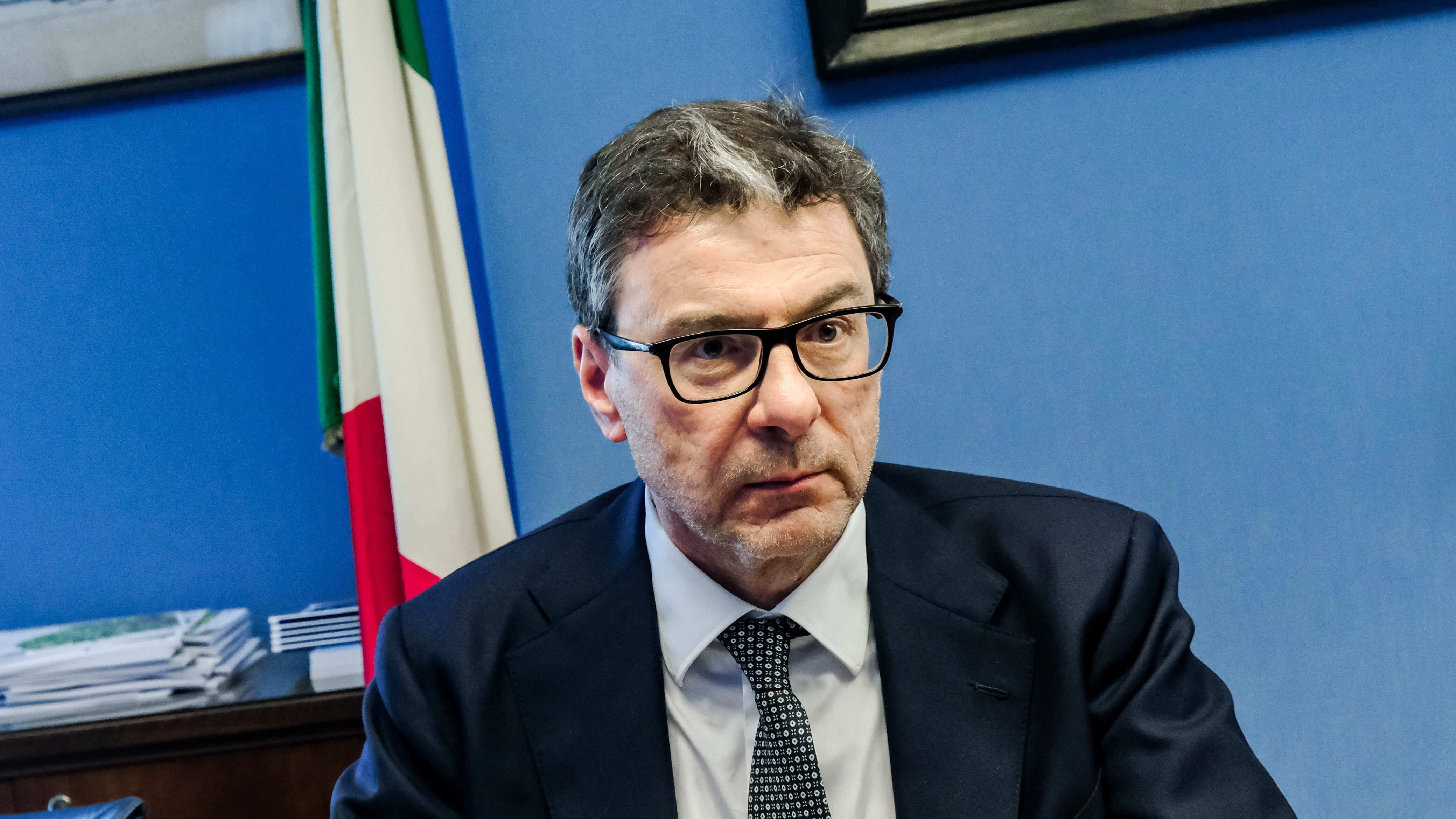 "Continuo il mio lavoro". Giorgetti smentisce Repubblica sull'incarico a Bruxelles