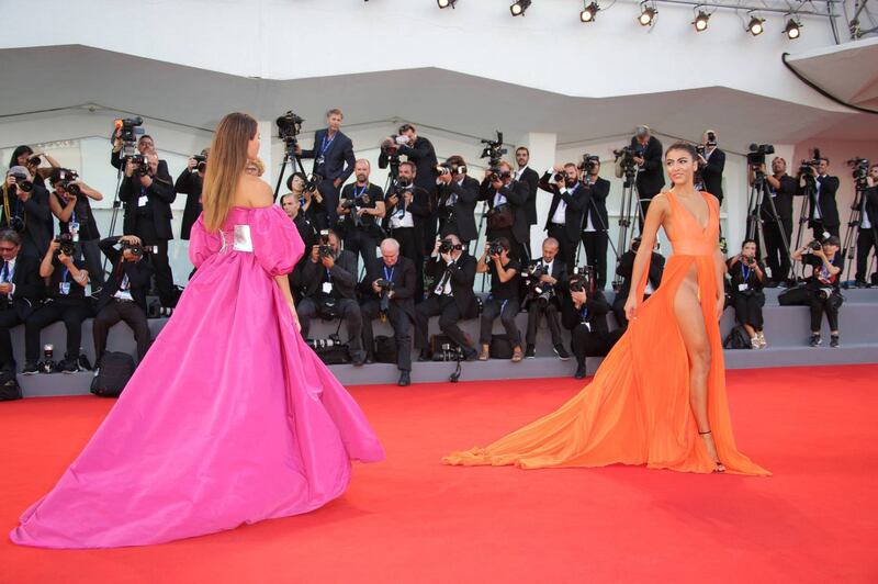 Dayane Mello e Giulia Salemi, spacco profondo a Venezia 47