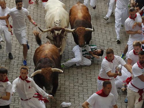 La storica corsa dei tori a Pamplona