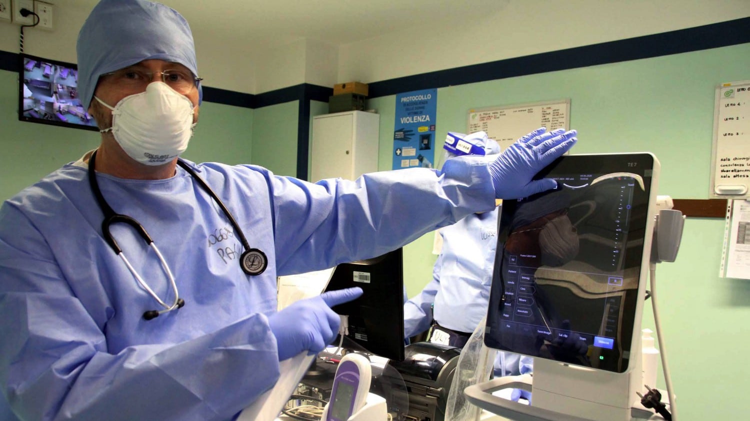 Covid ha bloccato gli ospedali: "Rischiamo più morti che per il virus"