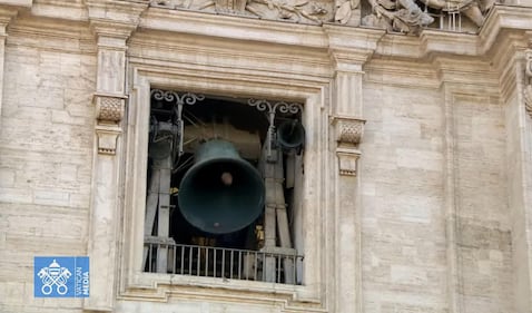 Habemus Papam: le foto simbolo dell'elezione 2