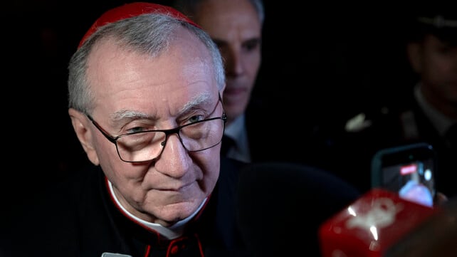 Parolin: "Santa Sede lavora con l'Ue per essere artigiani di pace"