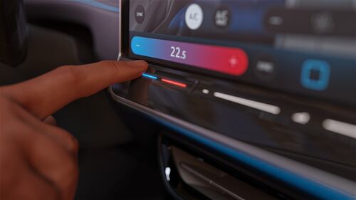 Volkswagen ID.7, le prime immagini dell’elettrica da 700 km  11