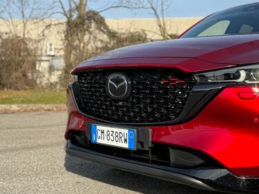 Mazda CX-5 2024: guarda la gallery del suv premium giapponese 7