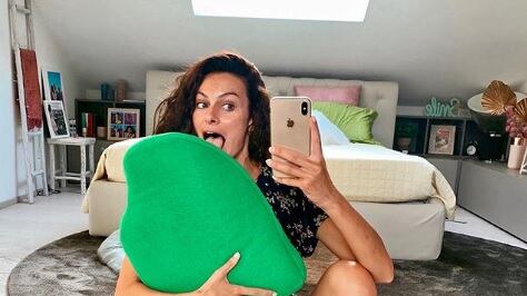 Paola Turani il successo sui social dopo il tumore all'utero