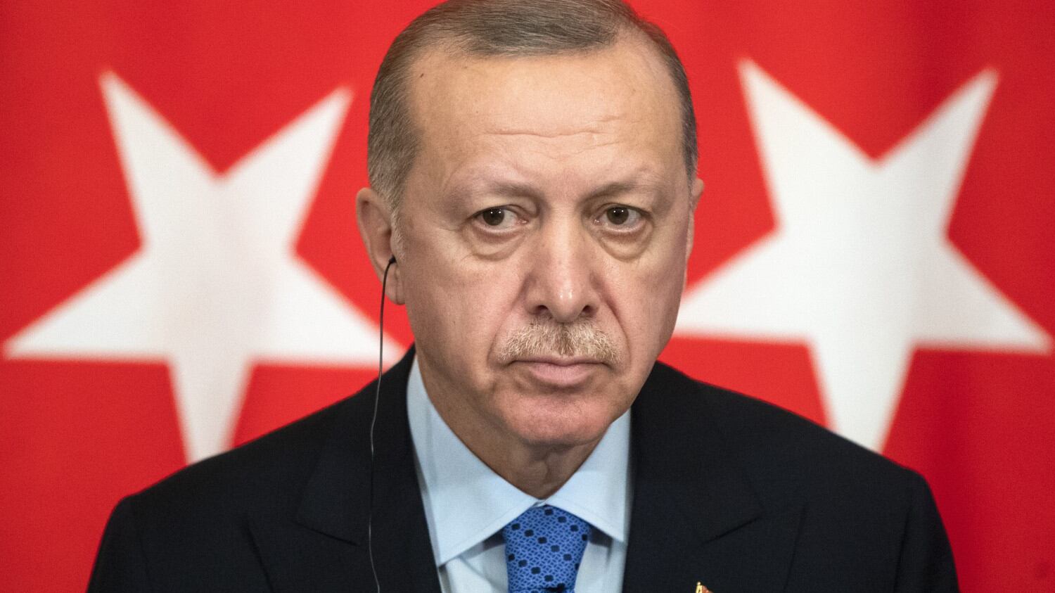 Erdogan bacchetta la Merkel: "L'accordo non va bene, va rivisto"