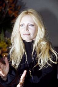 Patty Pravo, icona sexy ieri e oggi 4