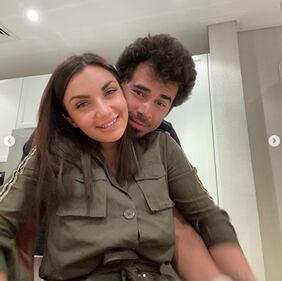 Elettra Lamborghini, squat sexy in quarantena 8
