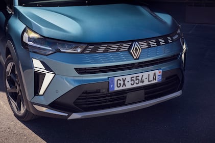Renault Symbioz E-Tech: guarda la gallery del nuovo crossover full-hybrid 3