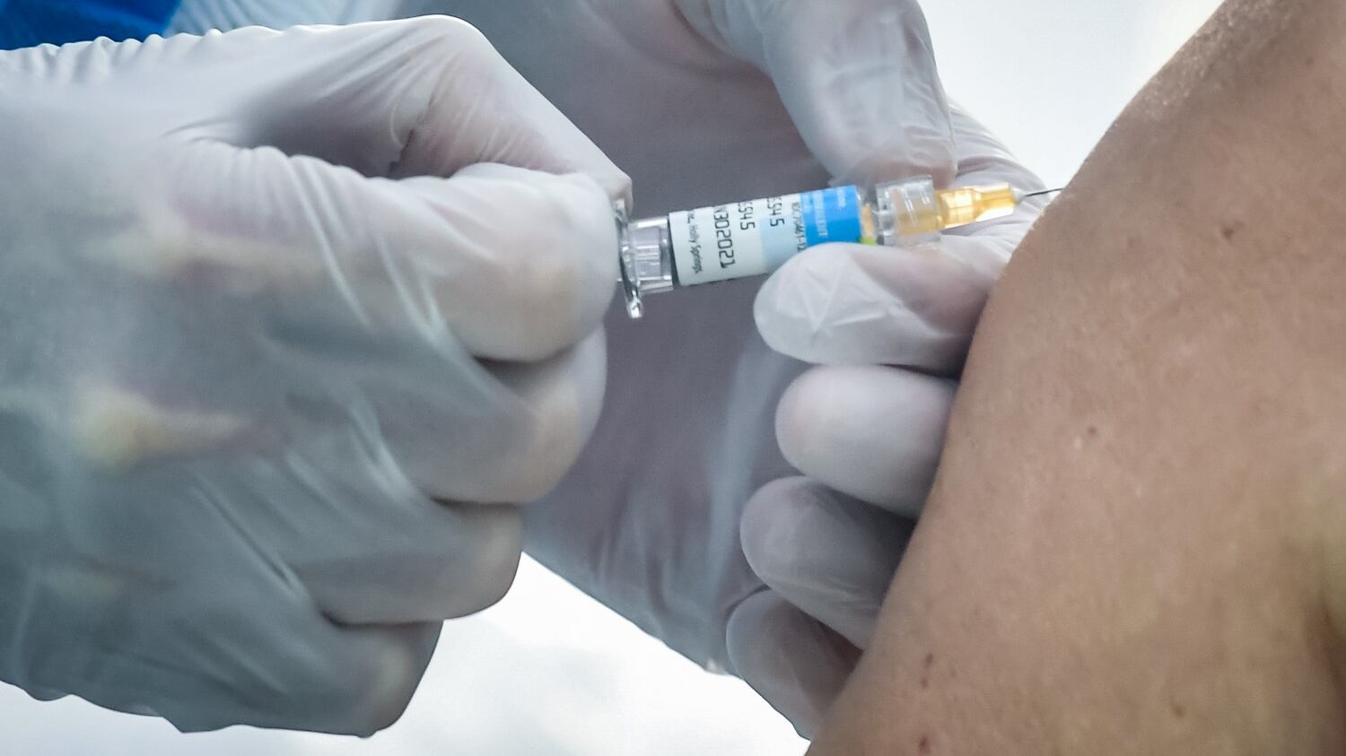 Vaccino, saranno i militari a distribuire le dosi Ecco cosa accadrà
