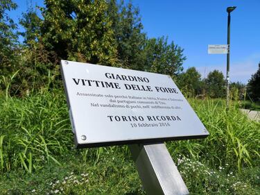 Torino, quel giardino dimenticato dedicato alle vittime delle foibe 5