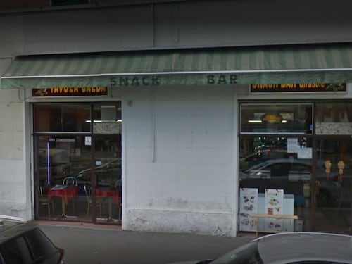 Bologna, niente caffè con cannuccia: magrebino aggredisce barista
