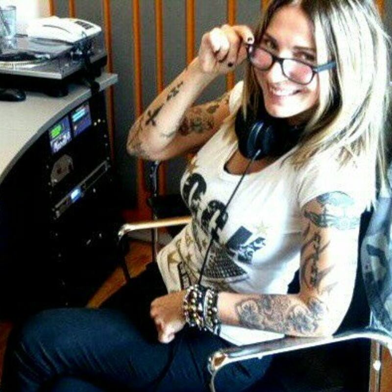 Adelina Putin,  tra radio e politica 11