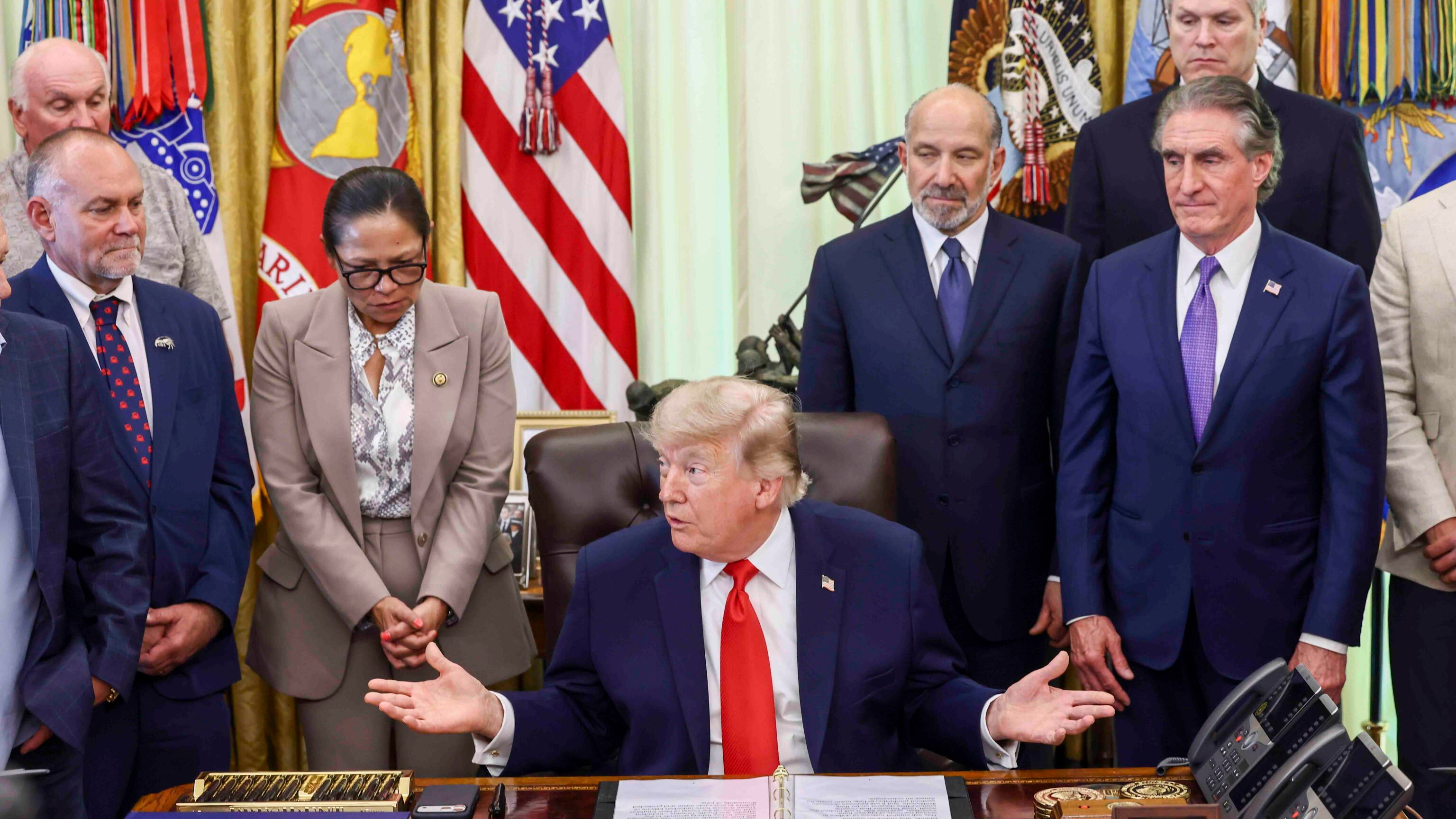 Trump: "Finita la guerra all'Iran" . Firma decisiva domani in Svizzera