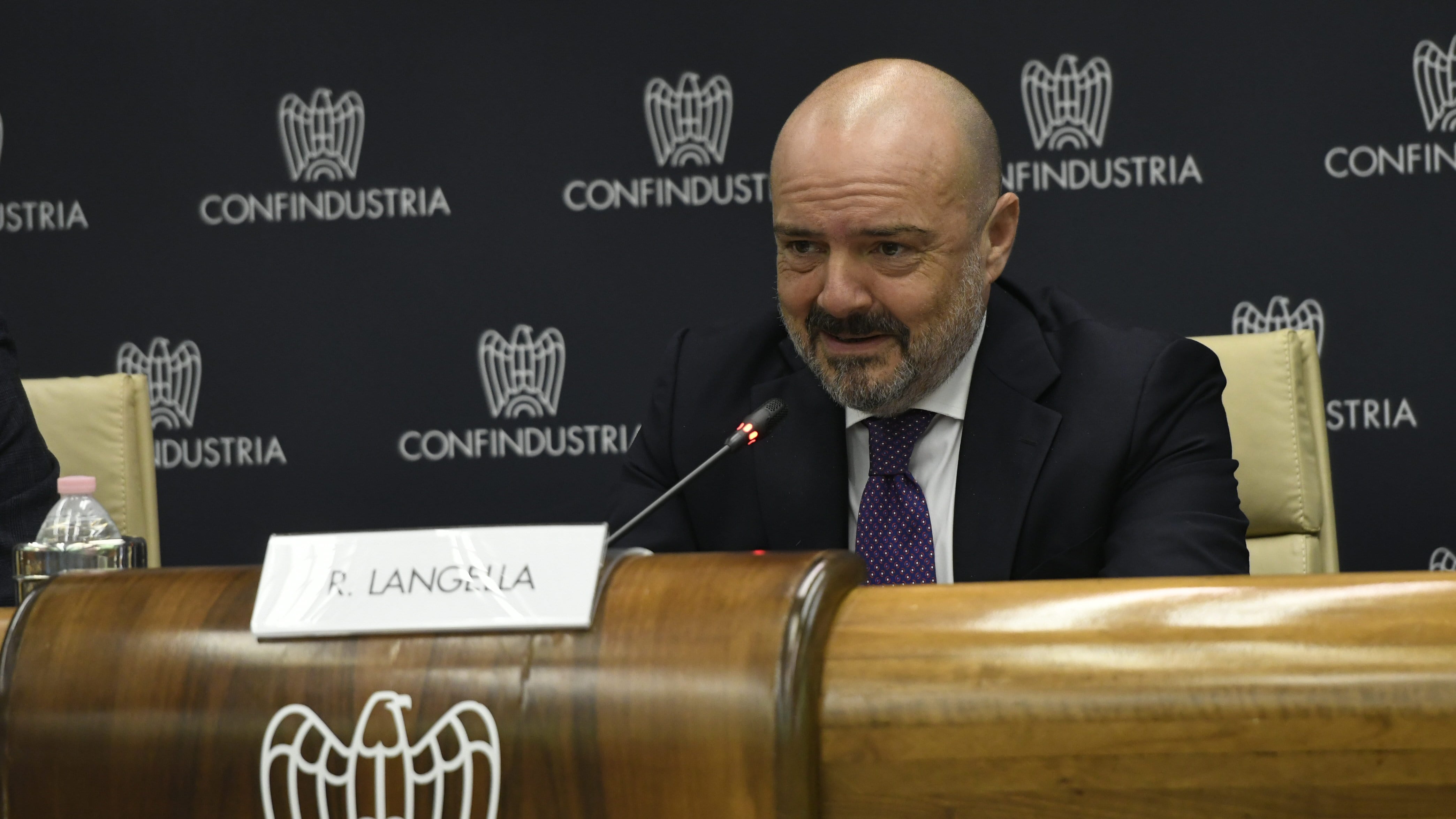 Confindustria ha un nuovo dg. Arriva l'ambasciatore Langella