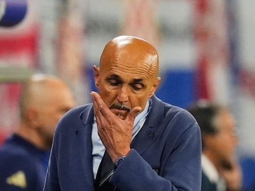 Spalletti & Gravina, nessuno vuol lasciare. E gli elvetici c'irridono