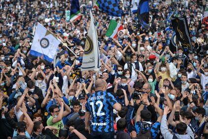 Inter, i festeggiamenti in Piazza Duomo 10